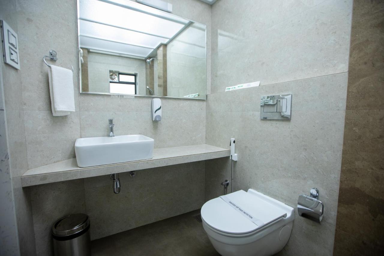 Hotel Naaz Executive Mumbai Ngoại thất bức ảnh