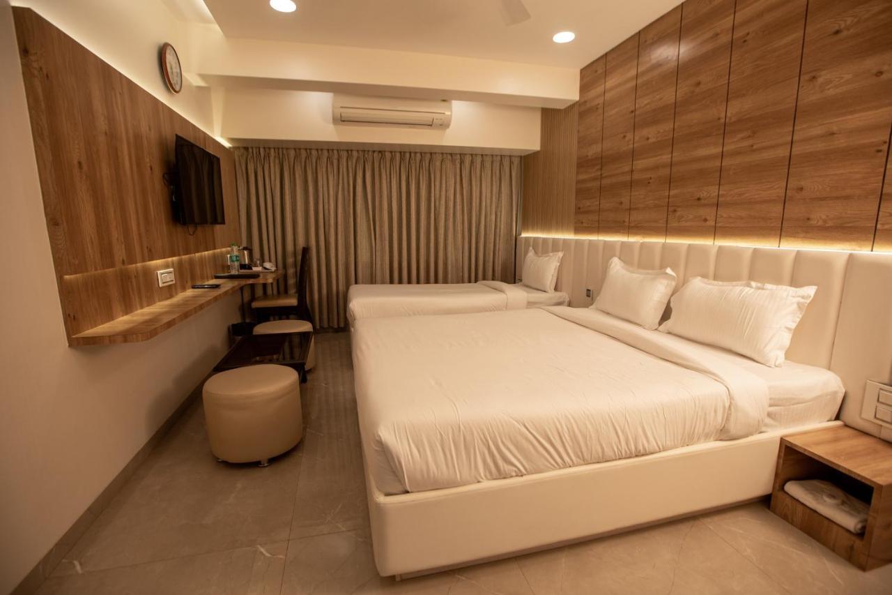 Hotel Naaz Executive Mumbai Ngoại thất bức ảnh