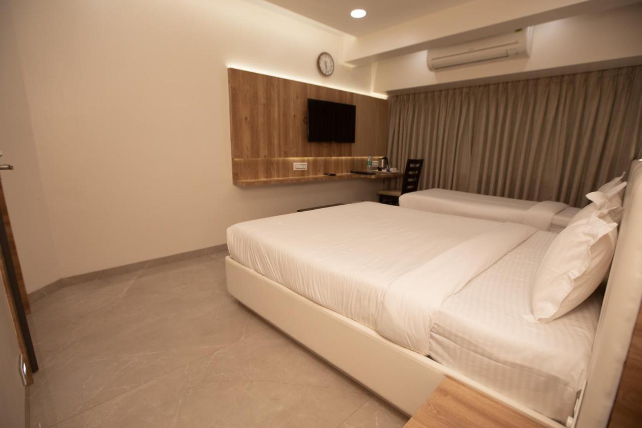 Hotel Naaz Executive Mumbai Ngoại thất bức ảnh
